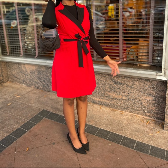 Business Sleeveless dress by Calvin Klein size 8 - Picture 4 of 8